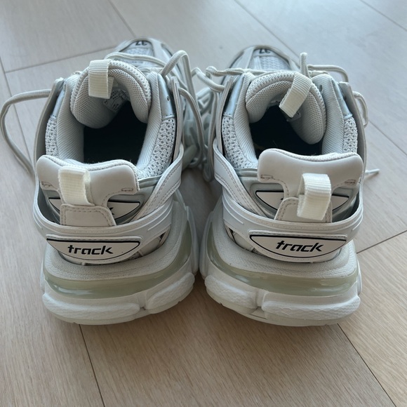 balenciaga white sneakers size EUR 37 - Picture 2 of 3